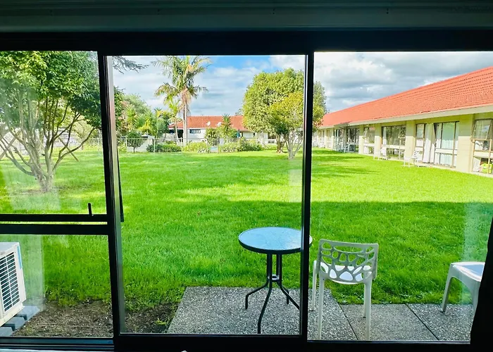 Airport Gold Star Motel